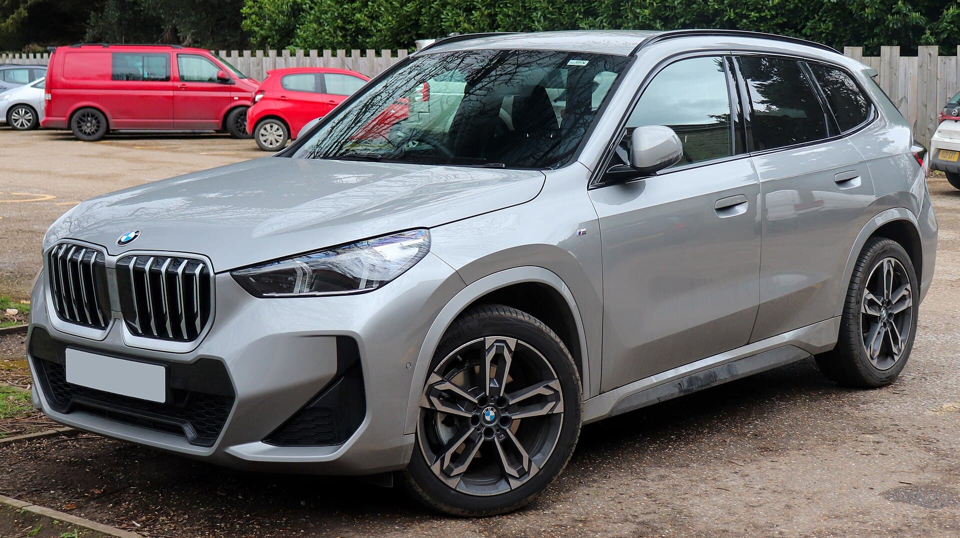 BMW iX1